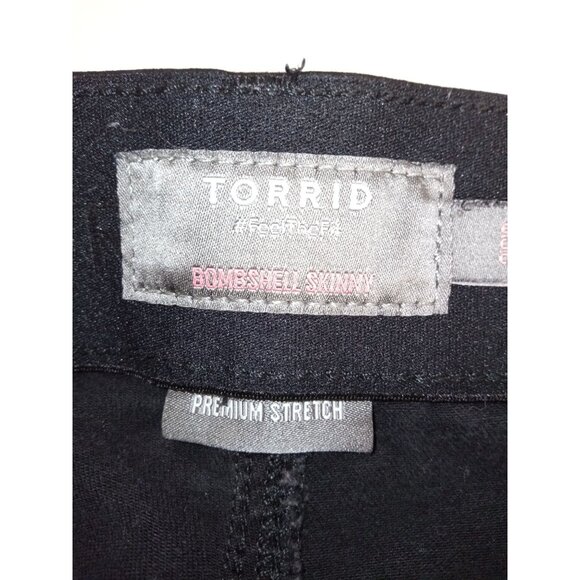 Torrid Women's Black Bombshell Skinny, Stretch Destructed Jeans, Plus Size 26R - Picture 3 of 6